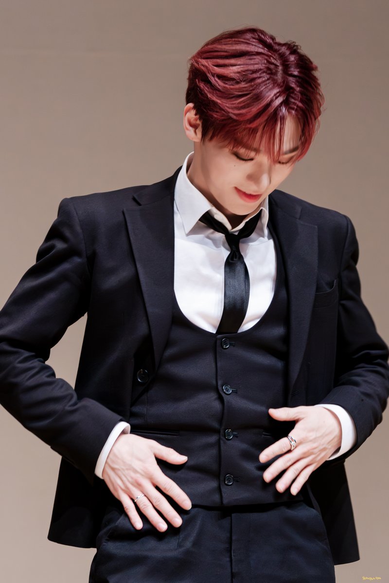 hyestar__'s tweet photo. 240217 디마뮤

좋아하고 보고 싶고 뭐 그런거 

#혜성 #배너 #HYESUNG #VANNER #널만난건_럭키

@HyesungKook https://t.co/P1MRvFggVB