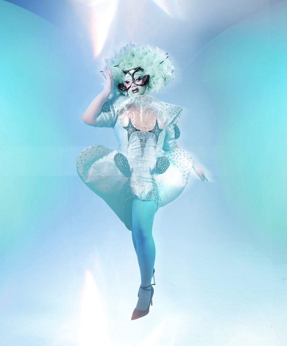 Drag_Crave's tweet photo. Bhorj Gum looks extraterrestrial in her Entrance look for Drag Race Philippines season 4. https://t.co/EiRPgSd0KT