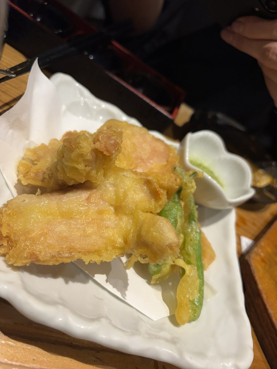 mutou_nyan's tweet photo. 飲んで食って死にかけ(×～×) https://t.co/X5TicAqK5X