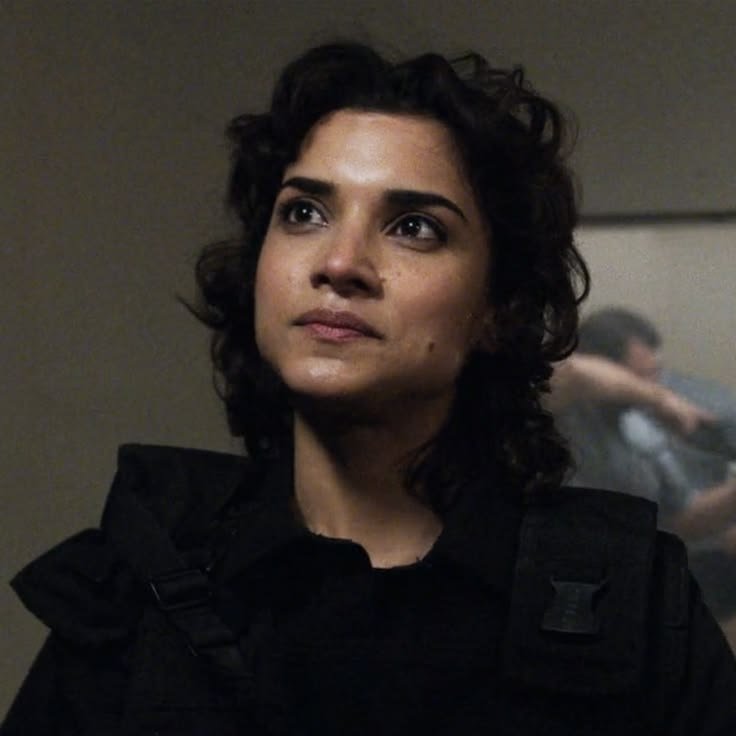 cast1le's tweet photo. oh dinah madani, please come back!!! https://t.co/ao3ULbXwtz