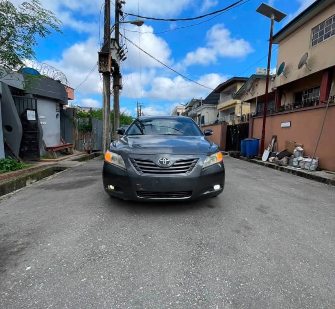 AutosShift's tweet photo. Awoof Deal‼️‼️2008 Toyota Camry Le. 

Toks Standard. Engine and Gear Perfect. Ac Chilling Well. Absolutely Nothing to Fix.

 Price:4.3M net  Settlement:200K
Location: Surulere https://t.co/vrBrLh2KUT