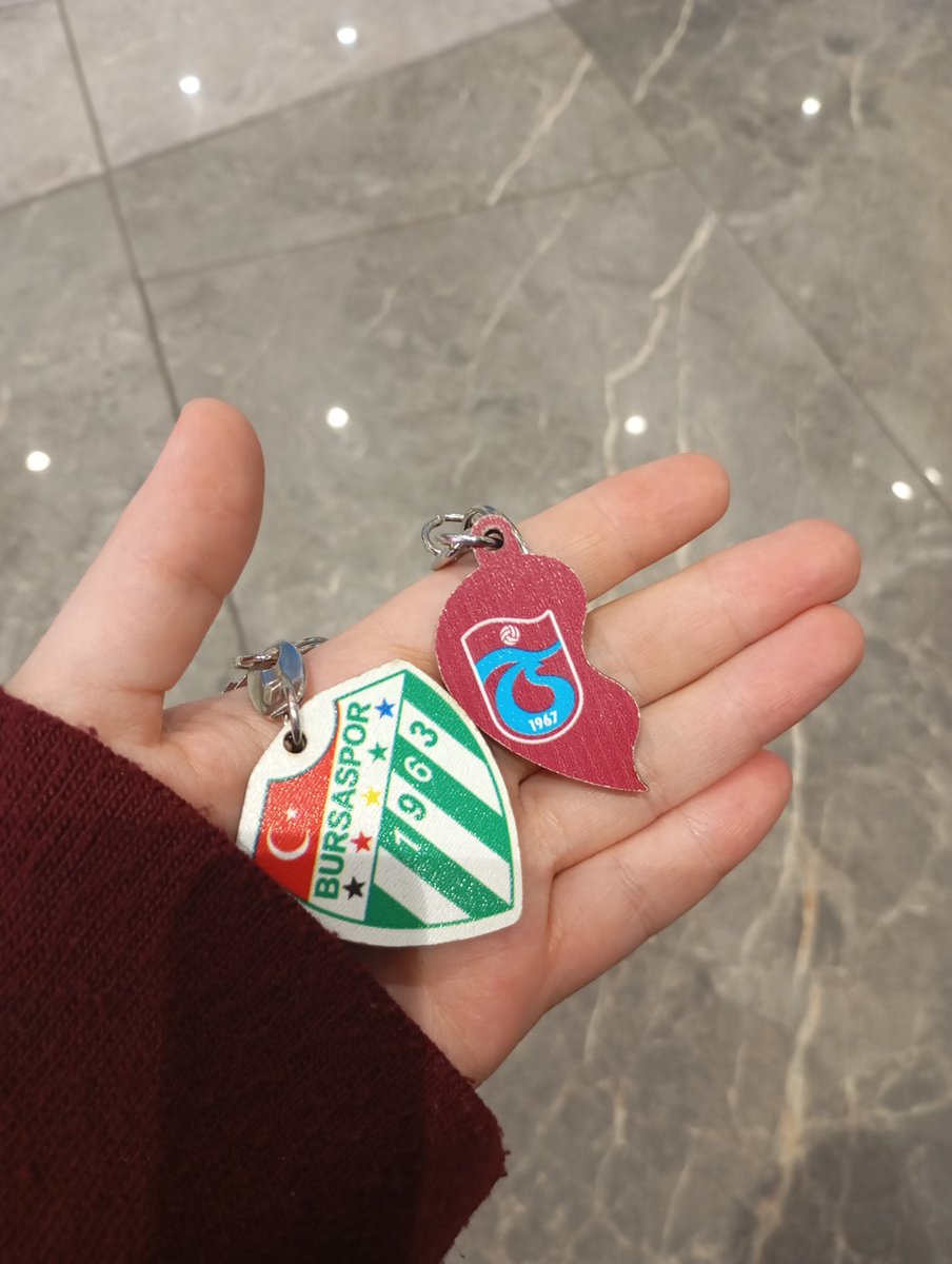 turkibeyanlar's tweet photo. yeni anahtarlıklarımın güzelliği şaka değil🫰 https://t.co/sq0iw4kW1G