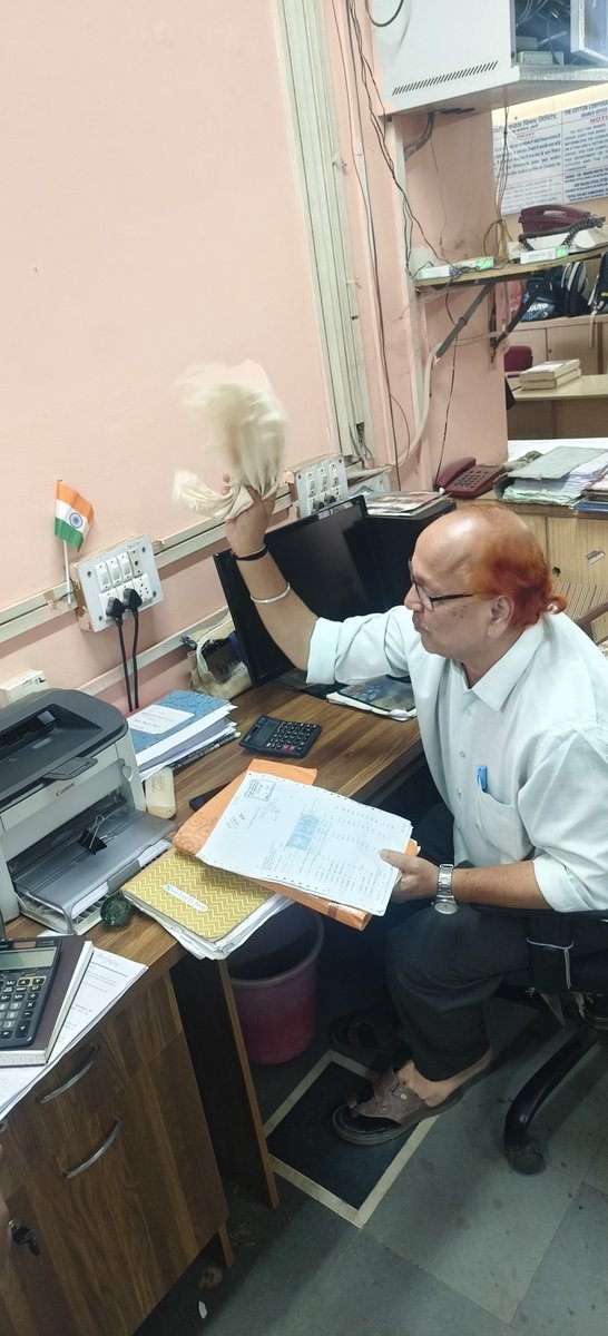 CciHubli's tweet photo. B.O. हुबळी ने 'क्लीन डेस्क' और 'क्लीन कैंपस' अभियान चलाया। जिसमे सभी कर्मचारी ने अपना योगदान दिया #SwachhataHiSevaCampaign 2026 #SHS2026 का हिस्सा था। https://t.co/hRZqoTZSjt