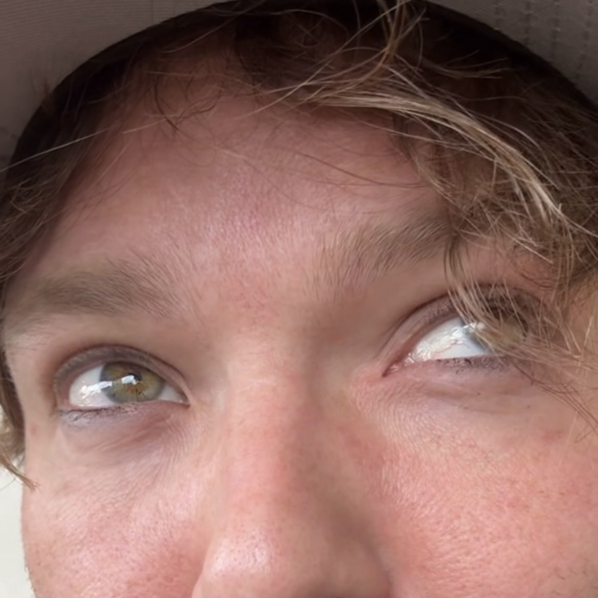 xkeepdrivingx's tweet photo. unfortunately did not hear one word he said i was too mesmerized by his pretty beautiful gorgeous eyes https://t.co/o3OgvHPPwJ