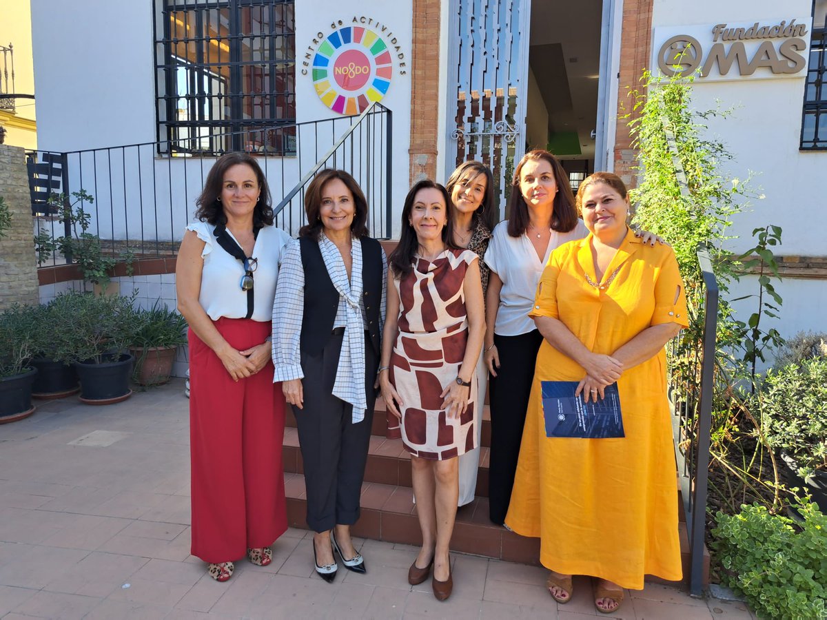 AnsemacAND's tweet photo. ANSEMAC, presente  en el XI aniversario de los ODS, organizado por Fundación MAS junto al @PactoMundial .

Compartiendo espacio y visión con empresas e instituciones, con la presencia de la consejera de Sostenibilidad y Medio Ambiente de la Junta de Andalucía. @MedioAmbAND https://t.co/oVCihojSor