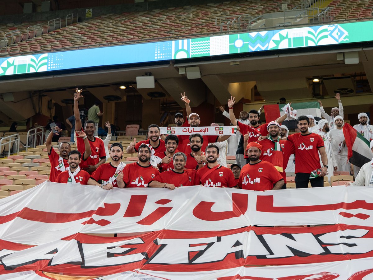 UAEFNTF's tweet photo. عـيـال زايـد ، متنووومسييين 🇦🇪🤍

#خليجي27 
#أبيضنا_في_الخليجيه https://t.co/xYwUrzKhKv