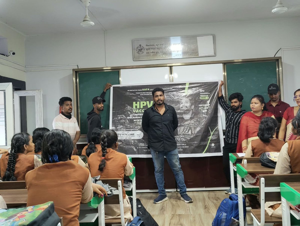 aafa_odisha's tweet photo. ALLUARJUN FANS ASSOCIATION BERHAMPUR ODISHA🖤

EVENT-9

 HPV AWARNESS PROGRAM COMPLETE SUCESSFULL✅

@alluarjun
@imsarathchandra
@ArjunKumar_AAA
@AAFAOnline

 #AAFASupportsHPVDrive
#HPVVaccine
#CervicalCancerAwareness
#SwasthNariViksitBharat https://t.co/G2K1Kr7dAl