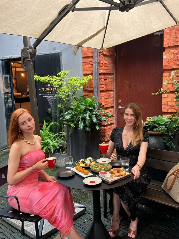 mary110120's tweet photo. Time spent with good friends is always happy😊 https://t.co/bSgyFIoKP2