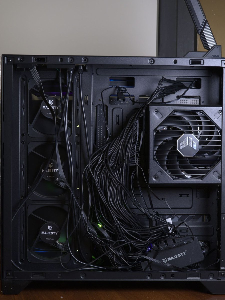 OuletPC tweet picture