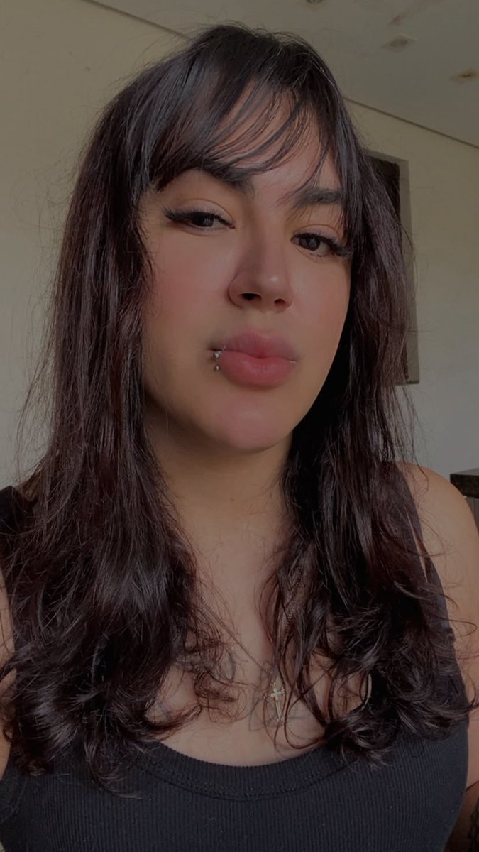 CAPSGAMING_OFC's tweet photo. BOA FILHA A CASA TORNA!

Violet é a nossa BRABÍSSIMA midlaner, ela que ficou 2 splits fora da caps e o capitão já estava ficando MALUCO, volta com sede de titulo para esse TOTorneio, nossa RONALDINHA GAÚCHA DO LOL!

BEM-VINDA DE VOLTA VIOLET! VAMBORA TITIOOO https://t.co/HNHXV4OUUa