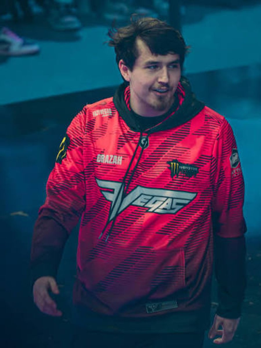 TheGhostOfHope's tweet photo. SOURCES: Alluka to start on Vegas FaZe alongside Scrap, Hydra and Simp for the MW4 CDL Season.

It is said that in recent days Drazah and FaZe came to a standstill over his contract and he has decided to look elsewhere for the season.

Vegas FaZe's starting roster will now be: Hydra, Scrap, Simp and Alluka.