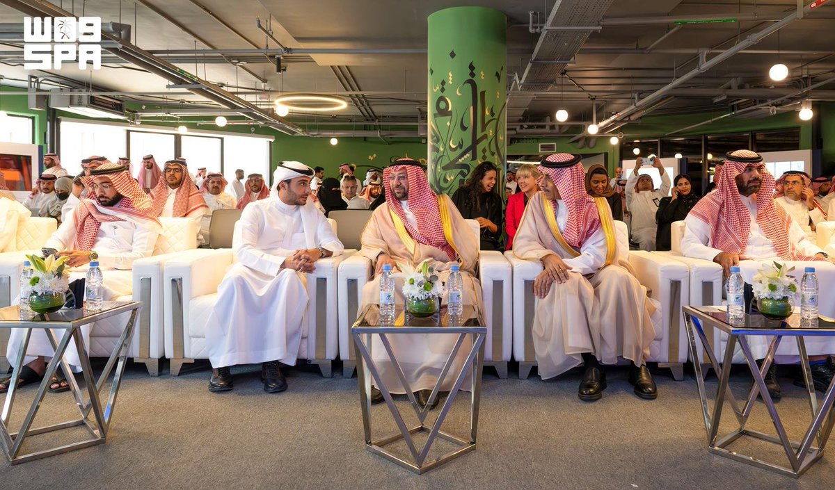 SPA_sci's tweet photo. "كاكست" تخرج الدفعة الأولى من برنامج تسريع الابتكار.
https://t.co/Hmsf5ll9r1
#واس https://t.co/ErgAqOYtbH