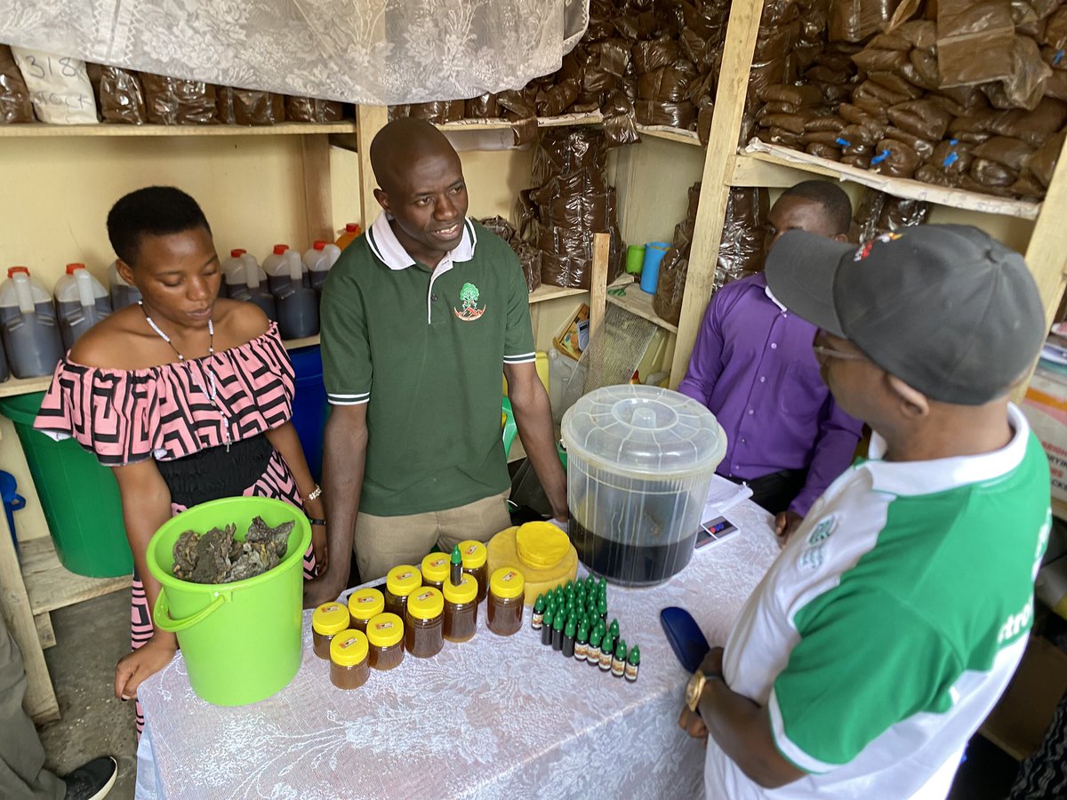 ECOTRUST_Ug's tweet photo. Mwebale Joshua of Rwenzori Slopes Trust shared the cooperative’s five-year vision. How the carbon fund brought farmers together, expanded tree planting and enabled investments in coffee and honey, creating alternatives to cutting trees prematurely. https://t.co/x2H4VdHmLh