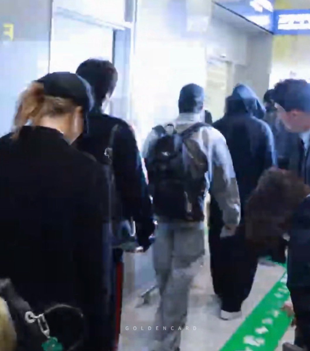 IMGOLDENCARD's tweet photo. Jungkook is carrying a CK backpack tonight, with a Kodak Charmera keychain camera hanging from it. https://t.co/8qSyINkL4H