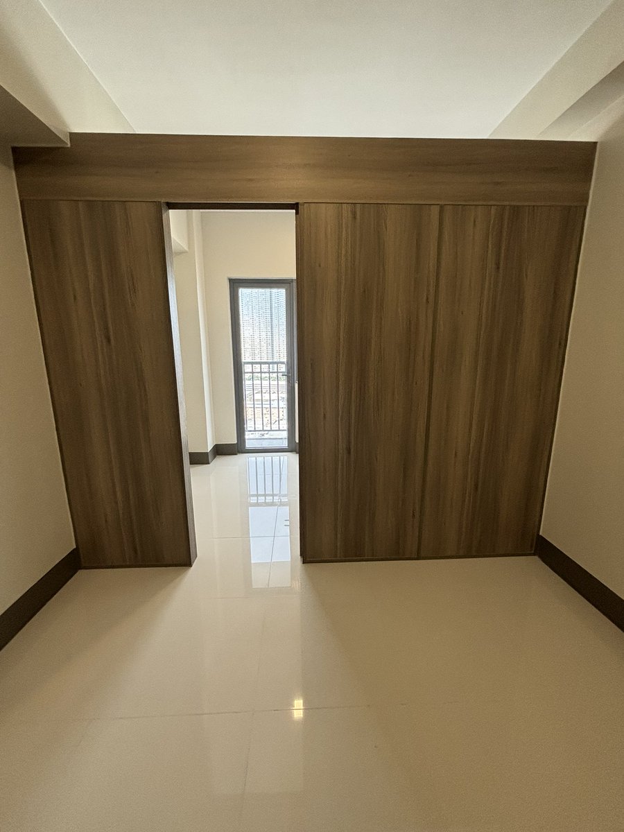 thecjseven's tweet photo. 🏙️ CONDO FOR RENT | SMDC Fame Residences – Tower 4 | Approximately 24.10sqm

✨ 1 Bedroom | Semi-Furnished
❄️ Aircon to be installed
🏊‍♀️ Access to SMDC amenities
💪 Gym & Swimming Pool
📍 Prime location
📅 Minimum 1-year lease

Perfect for working professionals or couples looking for a comfortable and convenient space in the city.

📩 DM me for rates, photos, and more details!

RENT NYO NA! 😽