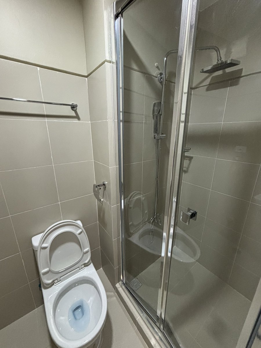 thecjseven's tweet photo. 🏙️ CONDO FOR RENT | SMDC Fame Residences – Tower 4 | Approximately 24.10sqm

✨ 1 Bedroom | Semi-Furnished
❄️ Aircon to be installed
🏊‍♀️ Access to SMDC amenities
💪 Gym & Swimming Pool
📍 Prime location
📅 Minimum 1-year lease

Perfect for working professionals or couples looking for a comfortable and convenient space in the city.

📩 DM me for rates, photos, and more details!

RENT NYO NA! 😽