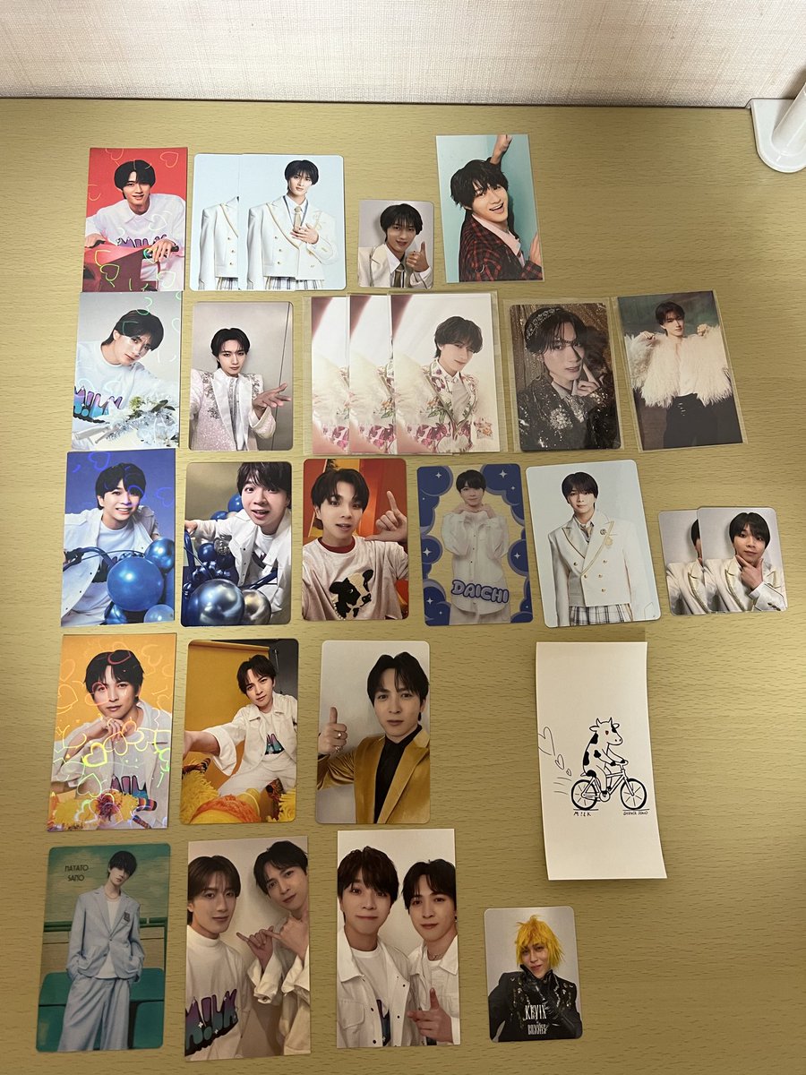 t_fusan_'s tweet photo. M!LK LOVE ENG!NE ミニアルバム トレカ交換 通常盤 初回限定 クリアトレカ 抽選特典トレカ
譲⭕️ ＆3、4枚目画像 ソロCDシリアル付
求🌟 ソロ盤CD 塩崎 曽野
異種交換可能

22日渋谷・原宿付近手渡しor郵送
お気軽にお声掛けください🙇🏻‍♀️

 #MILK交換  #MILK求  #MILK譲 https://t.co/icEHeTzbly