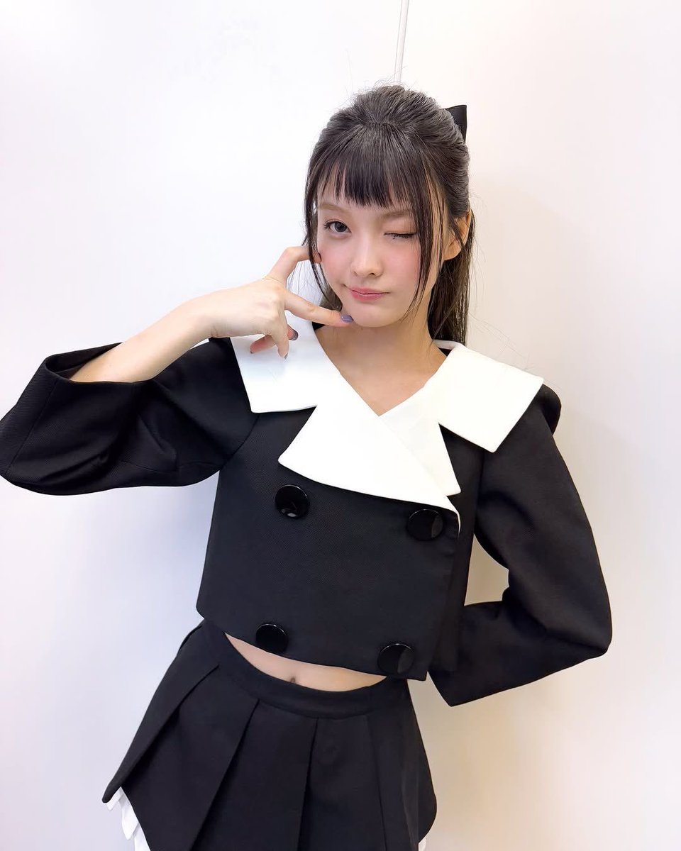 ZestyCantik's tweet photo. sedikit dari aku, kalian jangan lupa makan yang banyak, minum yang banyak, happy terus, jangan sedih kebanyakan yaa! inget we must move forward kedepan okay? sehat-sehat ya semuanyaa

Cacan aka Canti izin pamit, bupppay! < 3 ILYSM gusyy. https://t.co/HCVQ6xKdec