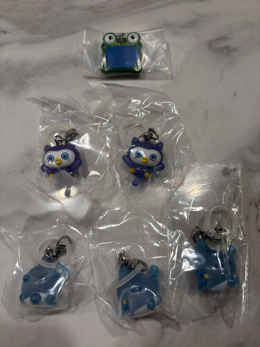 sgttmy11's tweet photo. 【めじるし交換スレ】
たまごっちのダブりの被り具合が😭😭
助けて下さい！

【たまごっちパラダイス】
【希望】
まめっち、みゃおっち、くちぱっち、ポチっち、べびまるっち、Pink Land
【放出】
いるかっち✖️3
ほーほっち✖️2

【TOY STORY5】
【希望】
フォーキーorパンツ
【放出】
リリーパッド https://t.co/GsN6iEyFHT