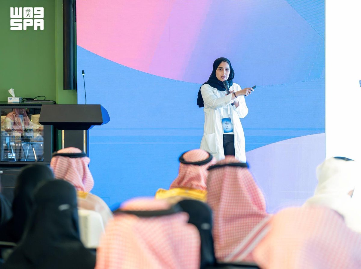 SPA_sci's tweet photo. "كاكست" تخرج الدفعة الأولى من برنامج تسريع الابتكار.
https://t.co/Hmsf5ll9r1
#واس https://t.co/ErgAqOYtbH