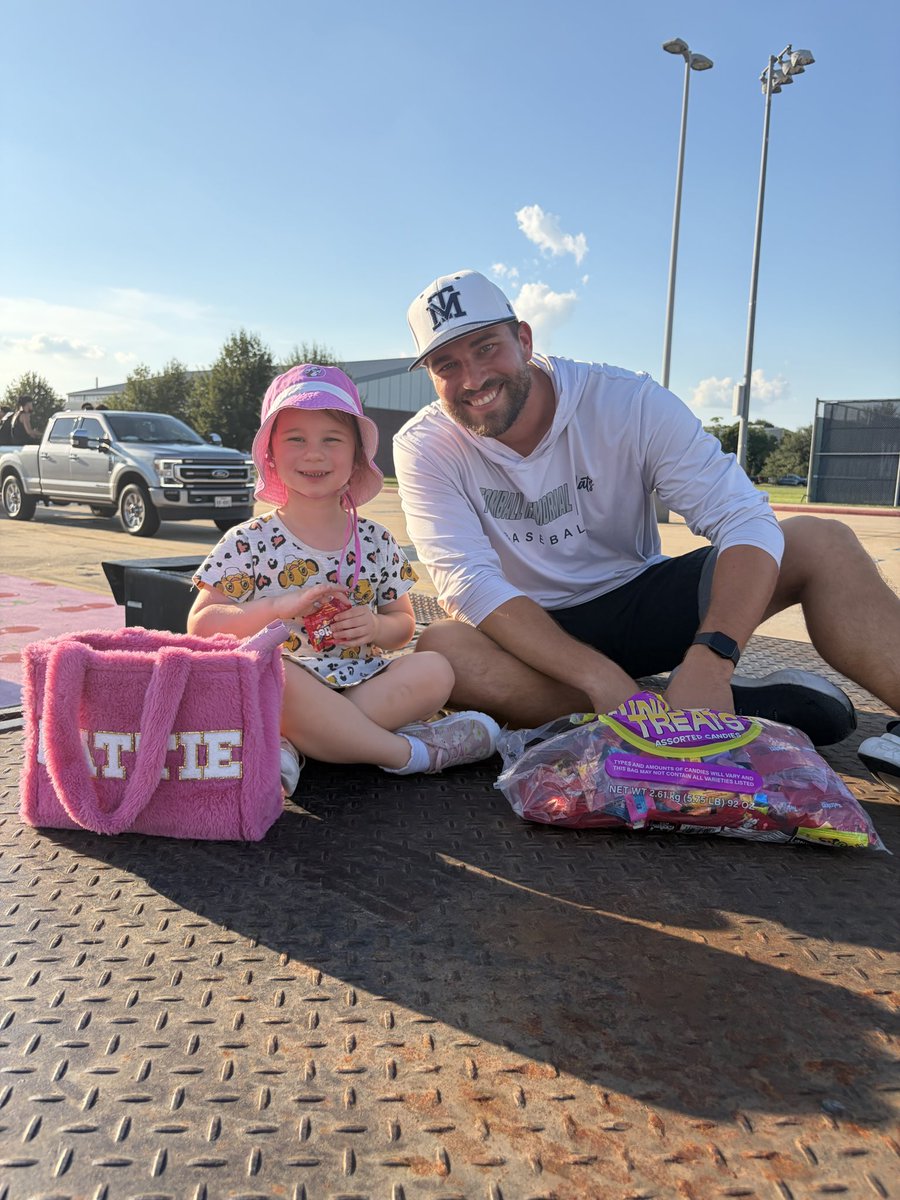 TMHSBaseball's tweet photo. Rock the Block 2026-27
@TISDTMHS @TMHS__athletics @TISD_athletics https://t.co/y4LnN1fuH7