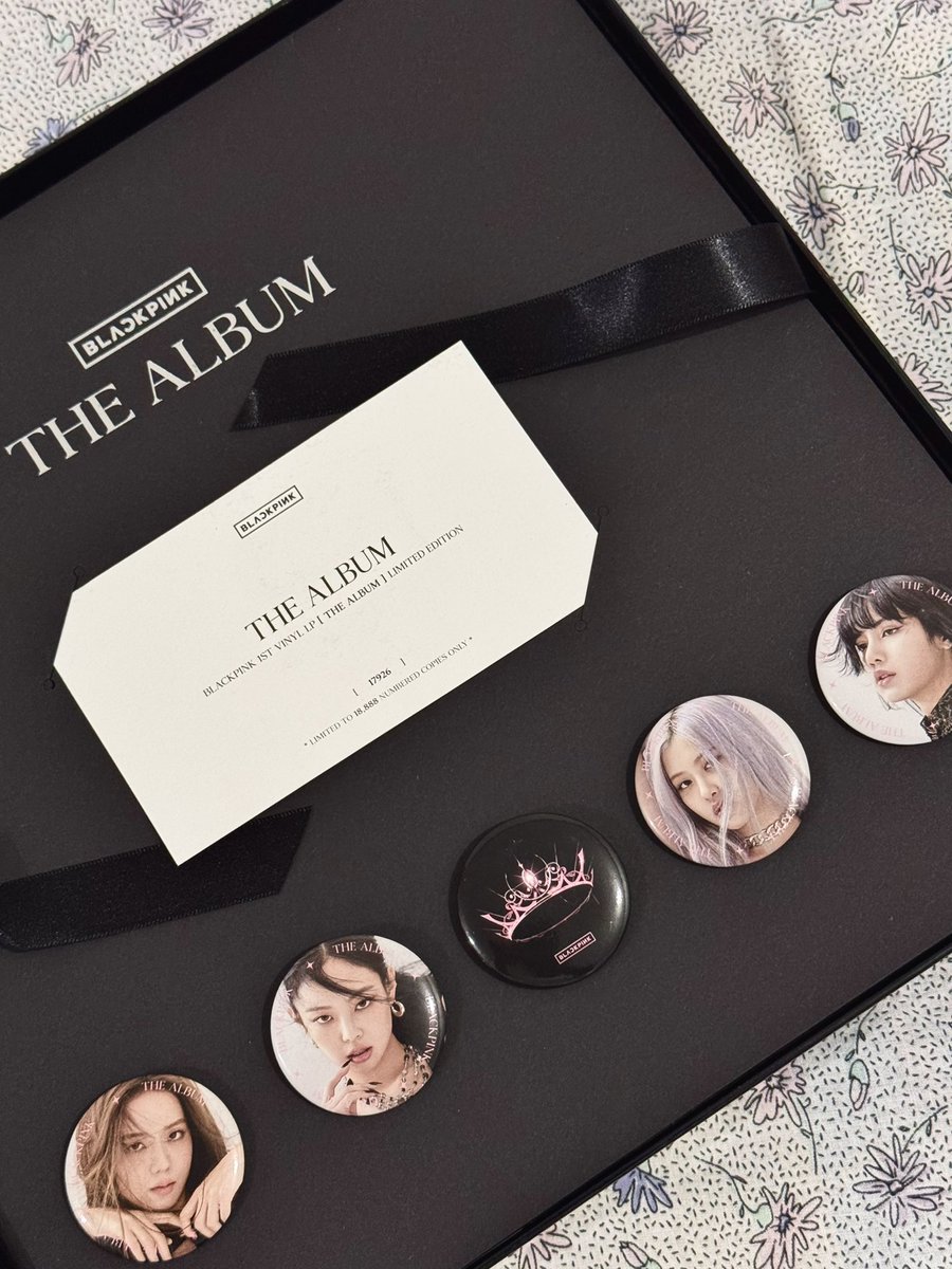 theEDviser's tweet photo. Proud to finally own BLACKPINK The Album 1st Vinyl LP Limited Edition π₯Ή
After all these years of collecting, this one feels extra special. ππ€π https://t.co/n59Rgby102