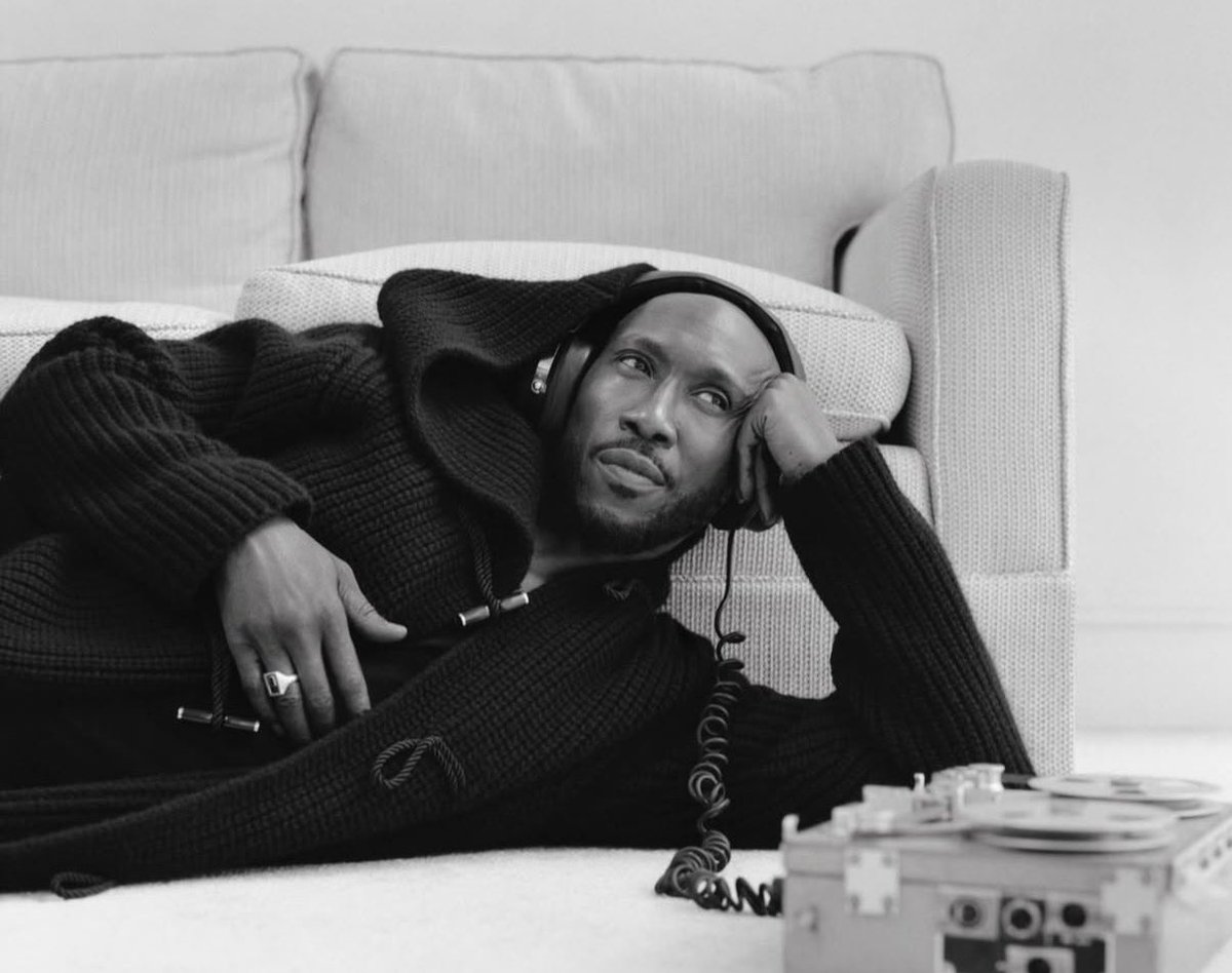 binzbysolange's tweet photo. Mahershala Ali for Fantastic Man’s Autumn 2026 issue by Tyler Mitchell. Styled by Jason Rider. https://t.co/d6mIrpm9t1