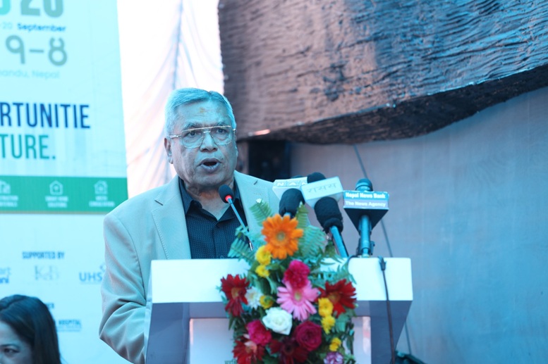 ictframe's tweet photo. रियल स्टेट क्षेत्रलाई पुर्नउत्थान नगरी आर्थिक शिथिलताको अन्त्य संभव देखिदैन : अध्यक्ष अग्रवाल
For More: https://t.co/mLPuzyoHfr
#ictframe #RealEstateNepal #RealEstateSector #EconomicRecovery #EconomicSlowdown #NepalEconomy #PropertyMarket #HousingSector https://t.co/PAYZ7MC3xg