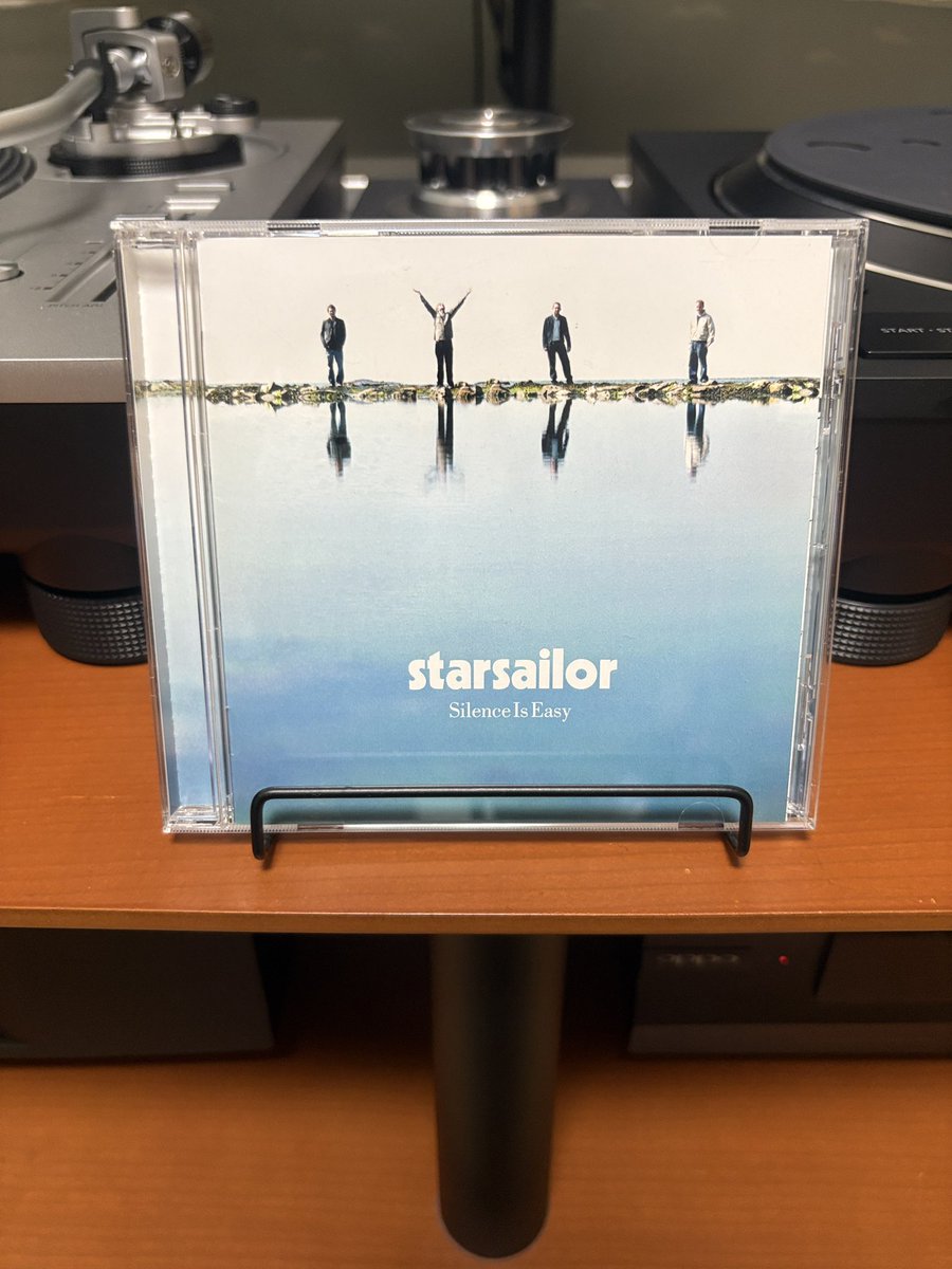 fa22247's tweet photo. ð¶ãããããæŽæ¥œCDð
Starsailor ã®2003幎ãªãªãŒã¹ãSilence Is Easyãã§ãããã¹ãã¯ã¿ãŒããã2æ²ã»ã©ãããã¥ãŒã¹ã§é¢ãã£ãŠããŸããå
šè±Top10å
¥ãã§ããã°ã«ãŒãã®å®åã§ããããâš
æåã¯ã¢ãã€ããŒãSTUDIOã§ããžã§ãŒãžã®ã»ãã·ã§ã³ã¡ã³ããŒãéããŠãäºå®ã ã£ããšãðŠ
#Philspector https://t.co/cWlksRdFW7
