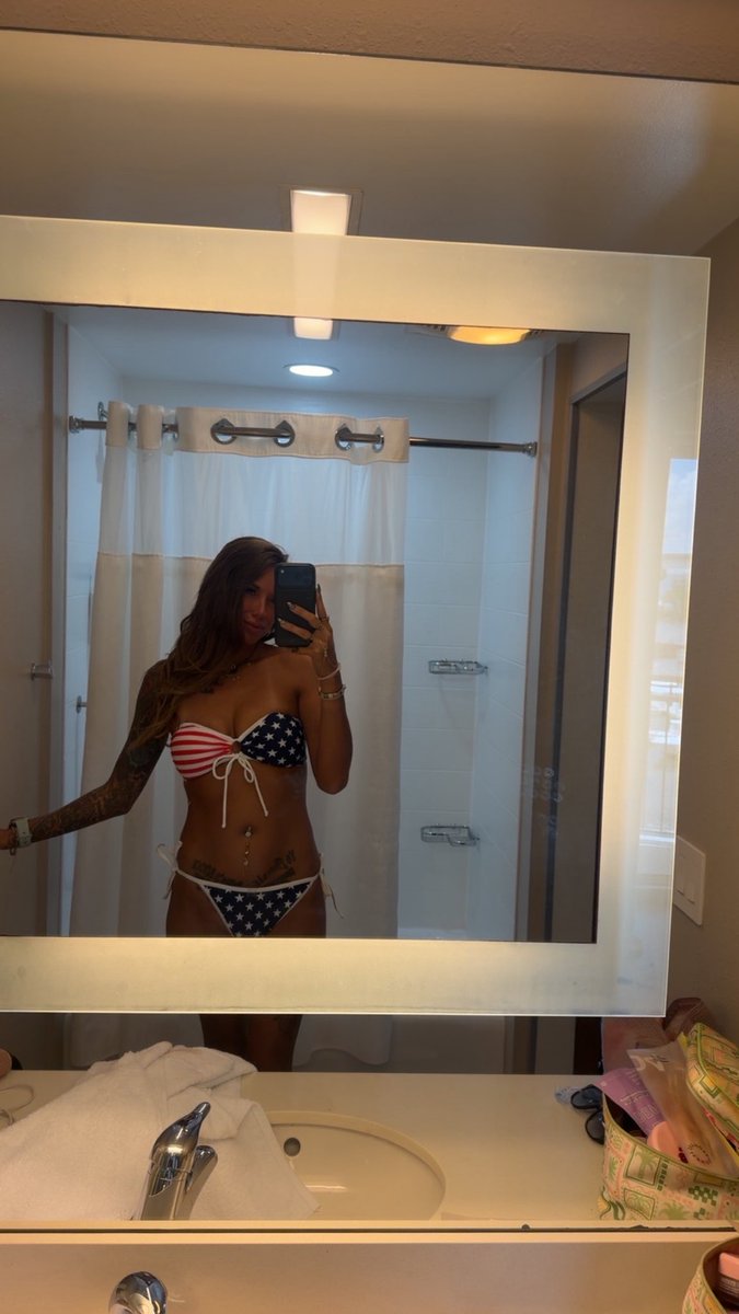sammyjo4298's tweet photo. ‘Merica https://t.co/tTTELJTflN