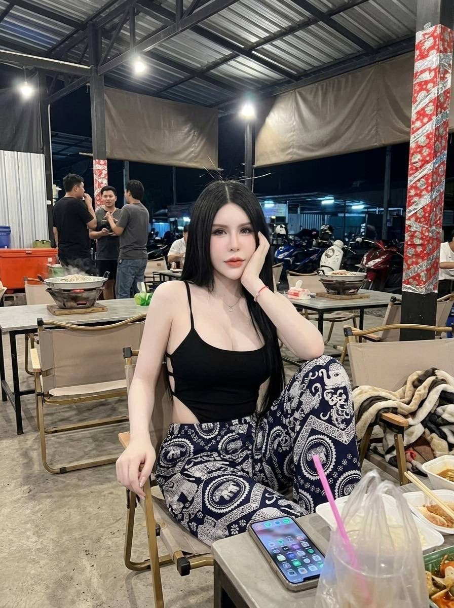 gopx56's tweet photo. 💗”ตอนแรกก็ไม่เชื่อ จนกระทั่งลองใช้เอง... ไอเทมลับที่บิวตี้บล็อกเกอร์เกาหลีโหวตให้เป็นอันดับ 1!“ 🦋 ครีมกันแดดเนื้อซูเฟล่ บางเบา คุมมันนาน 💗  

🆔  lamoon69        

#สุราษฎร์ธานี #วคสุราษฎร์ https://t.co/6K6tzmTKfA