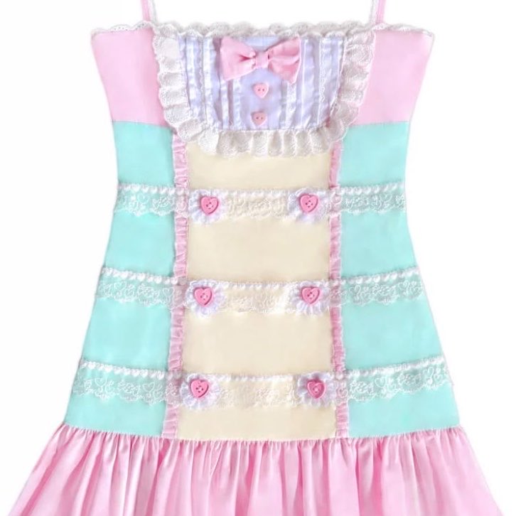 yunfettizsu's tweet photo. I love when clothes that dont need buttons have them. Its such a small detail but it makes the outfit so cute˖ ݁♬⋆. https://t.co/UN4ZvQQw4p