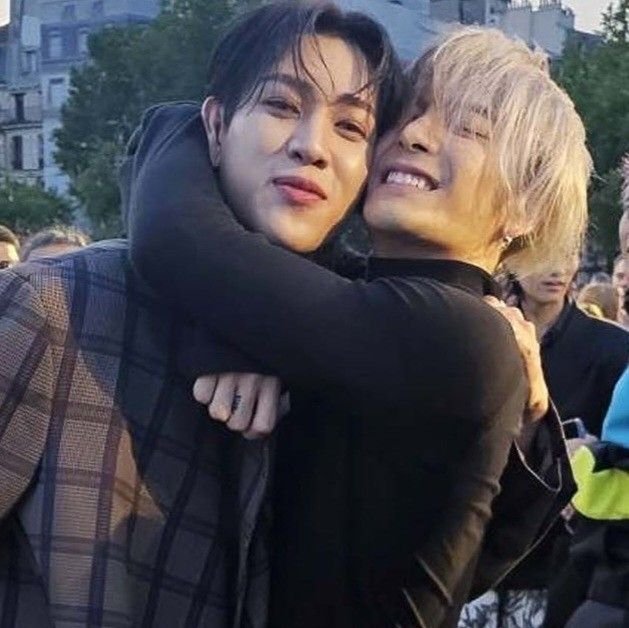jacksonrwang852's tweet photo. 🐻&amp;🐨
@weaedwang  اني وياج https://t.co/9OW6jL3v9u