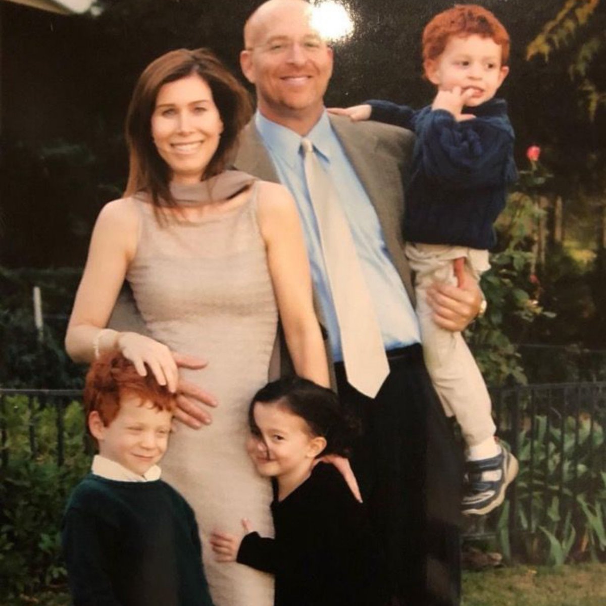 mikeymupdate's tweet photo. Mikey Madison tells Vogue Magazine that people used to think she was adopted:

“I grew up with everyone assuming that my brothers were twins and that I was adopted.” https://t.co/BozHkg9oL2