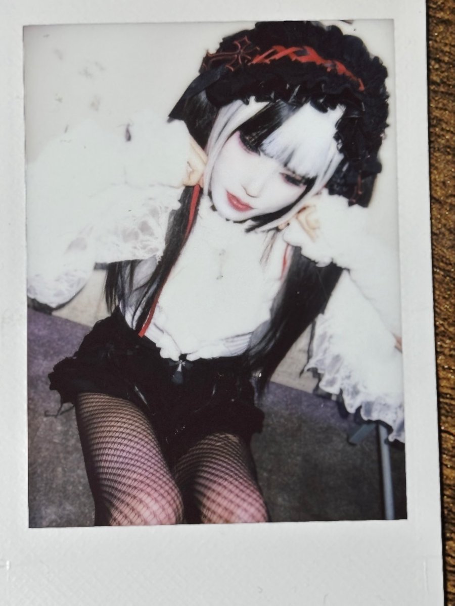 H_E_natsume's tweet photo. ニャツメ😻 https://t.co/yhoDuT8azw