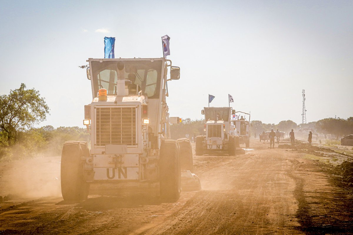unmissmedia's tweet photo. 🚧In Bor 🇸🇸, #SouthSudan, #UNMISS #Korean 🇰🇷 peacekeepers have rehabilitated a key route linking communities to the town and airport after heavy rains devastated the road, creating safety risks and restricting access to healthcare, humanitarian assistance, and other essential services.

Read more: https://t.co/HC6dhyzeoz
#A4P #InvestInPeace