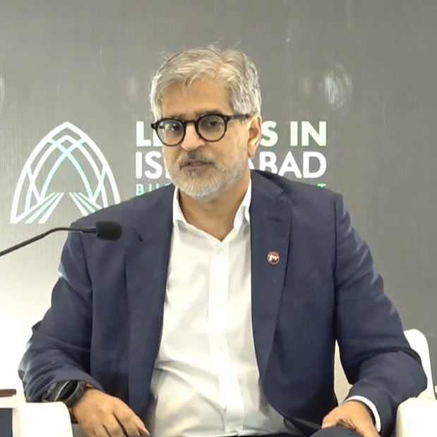 NutshellGroup's tweet photo. “Don’t wait for the government to change, the system to change or a messiah to come. It starts with you.” - Aamir Ibrahim (@aamir_ibrahim01), CEO, JazzWorld & Chairman, @MobilinkBank, @JazzCash & @TPL_Insurance.
#LIIBS2026 #TheNextMove #LeadersinISB https://t.co/XwZlCWEkiT