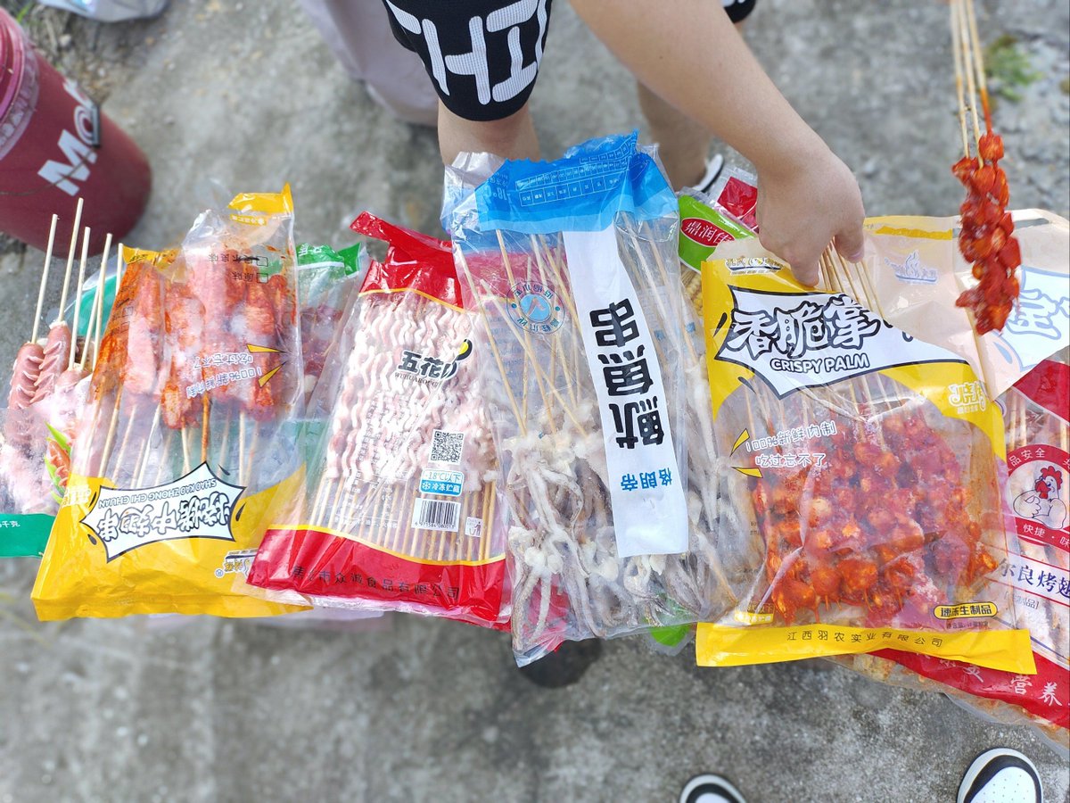 sunna613017's tweet photo. Join our weekend community picnic at Central Park this Sat 10am! Bring your favorite dish to share, meet neighbors, and enjoy free lawn games. See you there! https://t.co/QWSalQajic