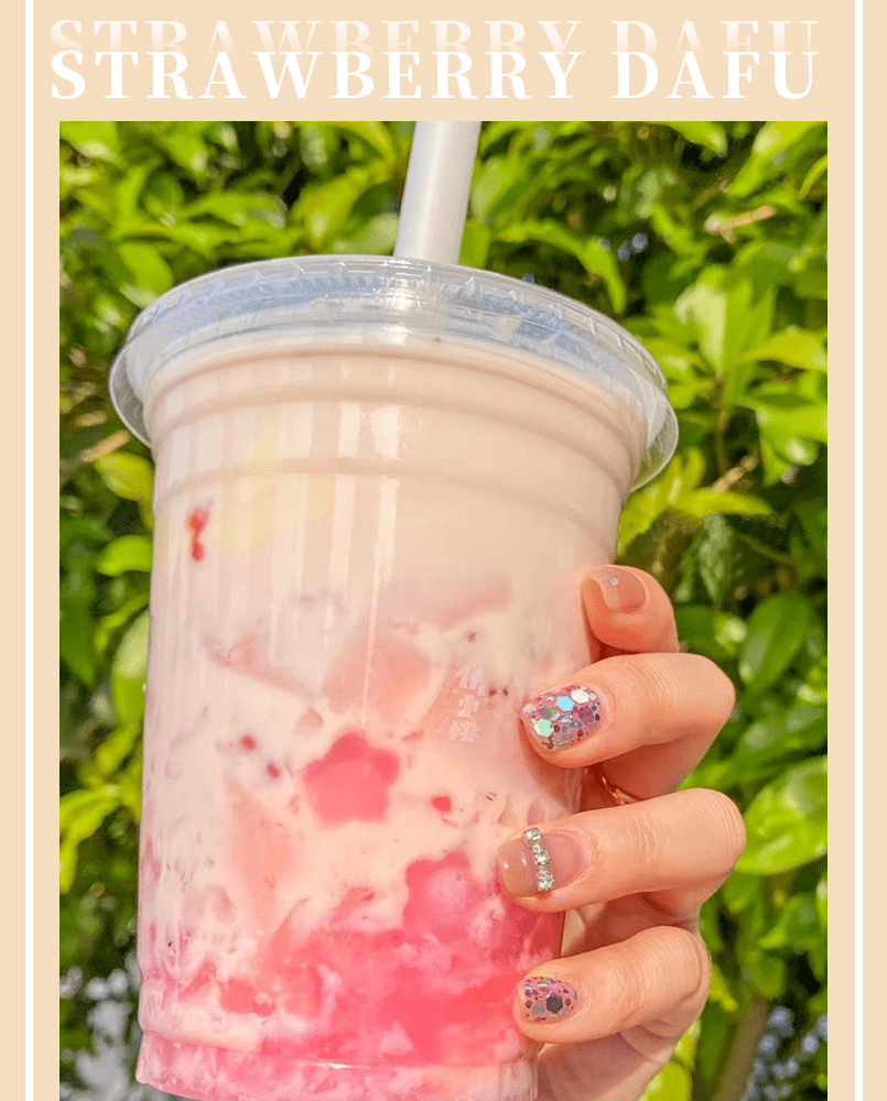 0charle4samanda's tweet photo. Just got boba with my favorite person—strawberry popping pearls + 2 straws = best 10 mins of my day. https://t.co/kmLlSarFQl