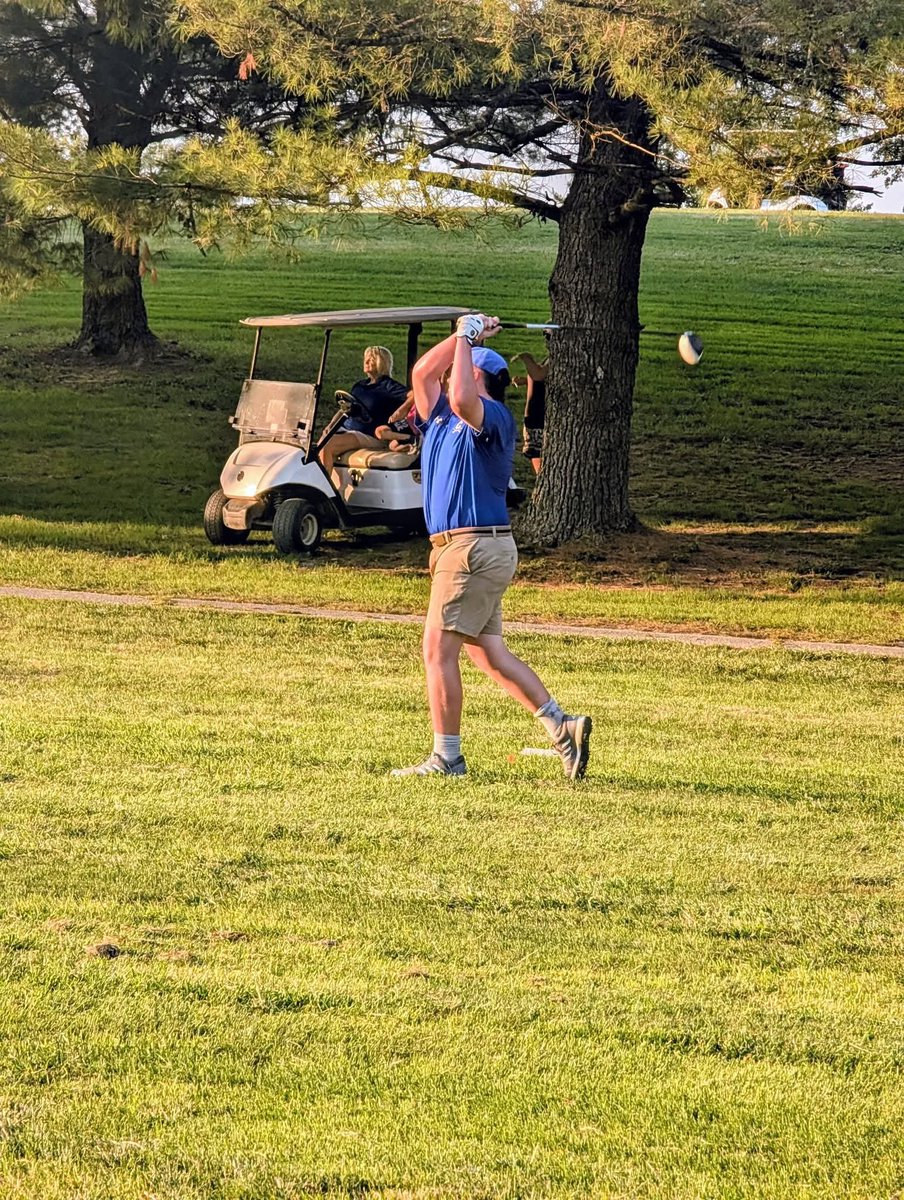 Mikey_Athlete's tweet photo. We got the win in my 1st school golf match! ⛳ https://t.co/mdy2NAAe8w