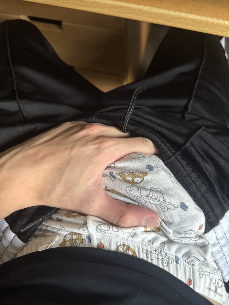 xx5310001021111's tweet photo. 握不住了…🥺 https://t.co/wL82abYWnk