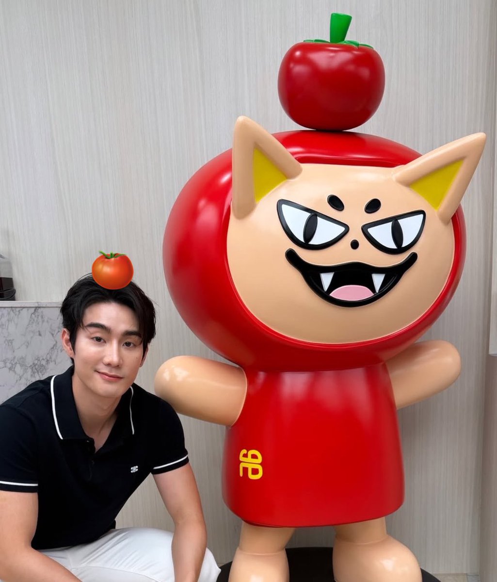 __hhappywithfb's tweet photo. ทำไมมะฟ้อกมี 2 คนคะะะะ 🍅🤏🏻 https://t.co/XwXjZH61E2