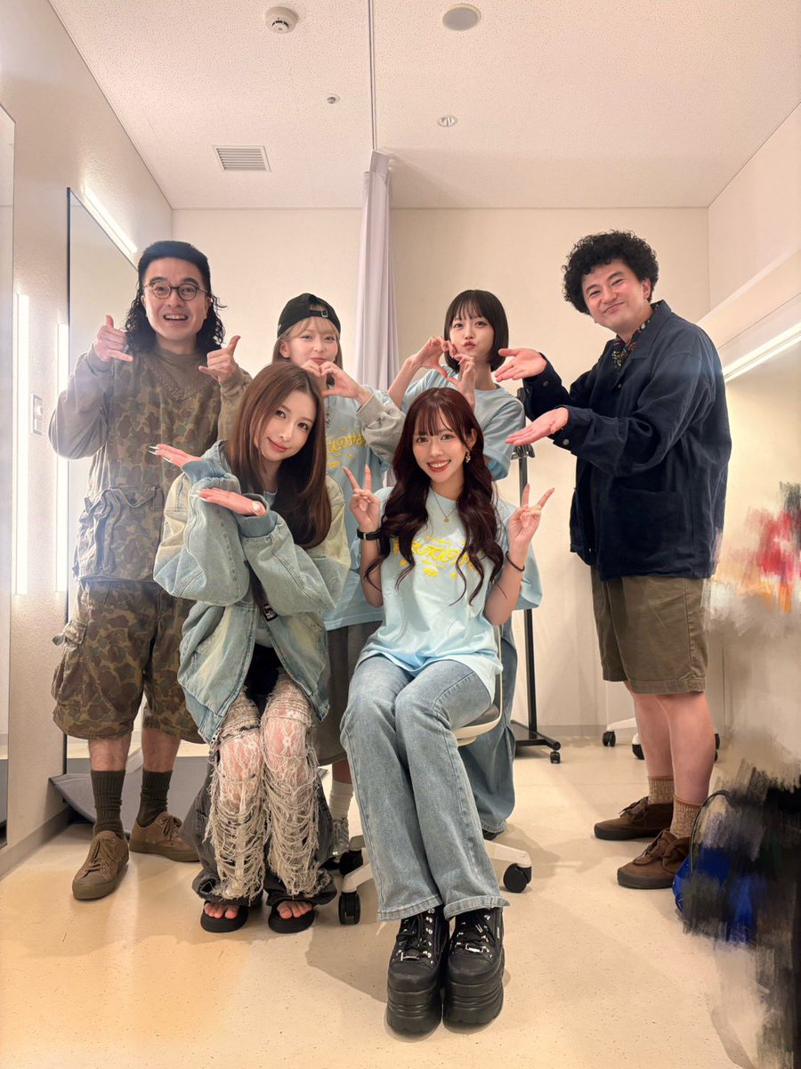 15_gumi97's tweet photo. 非公式お兄ちゃんカナメストーンさんの地元凱旋ライブお邪魔させていただきました🎶ずーっと笑ってて楽しかったし、@​onefiveのことも紹介してくれてﾔｻｼｲ. おつかれさまでした〜！💜
#カナメストーン #粉吹いてんのかよ https://t.co/dnxTSgQB3Q