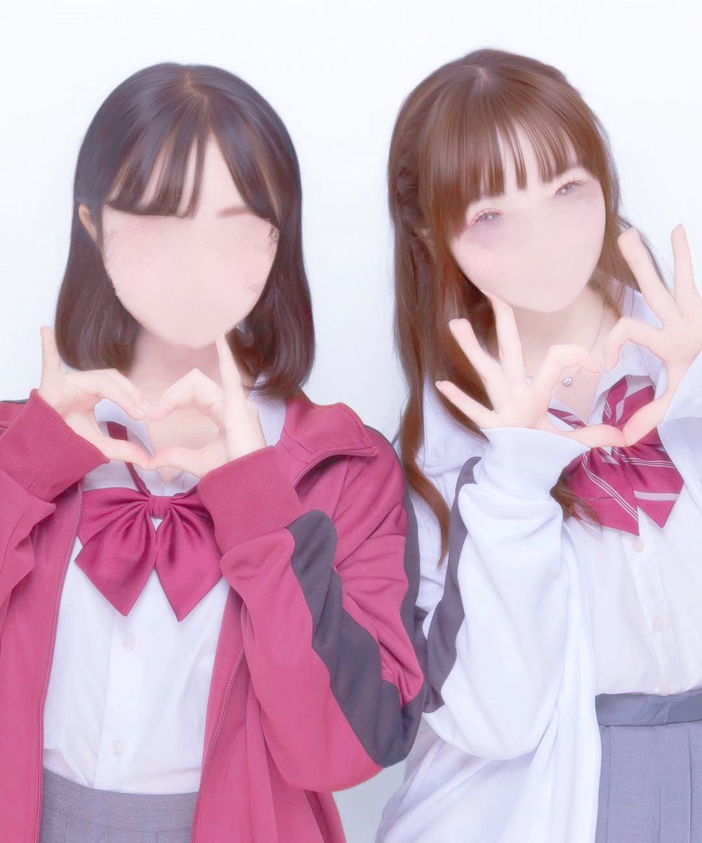 hime_amnms's tweet photo. オンザコート記録 ♡
制服×ジャージ可愛すぎて優勝🥇
#オンザコート #ハイキューオンザコート https://t.co/7siyxe1kcw