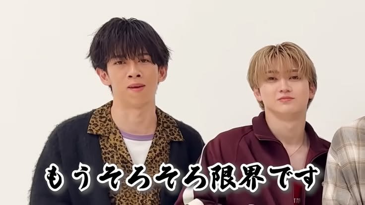 Atora_Aokaze22's tweet photo. やること多すぎて今これ https://t.co/fyiZnqO89h
