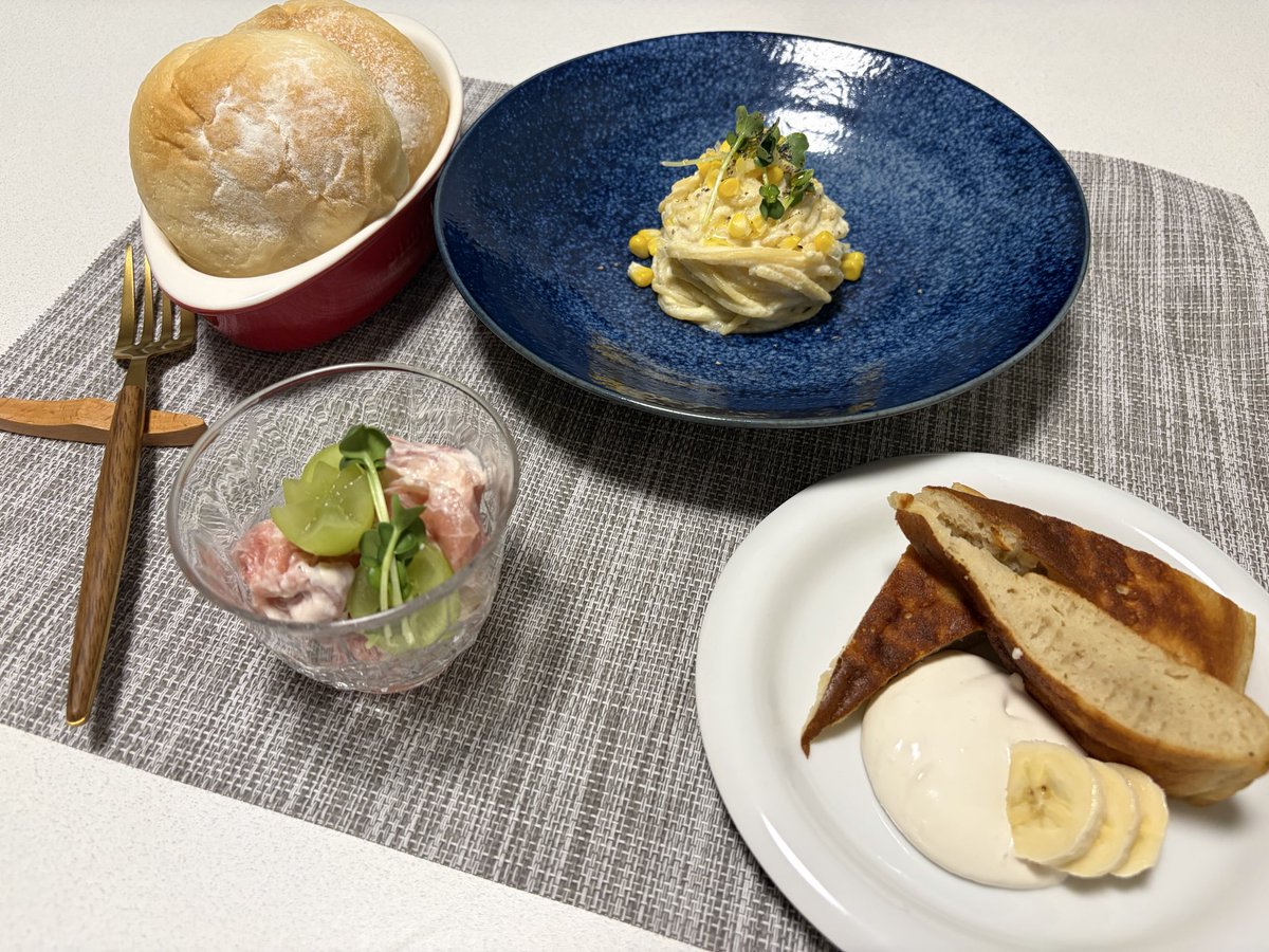 chi_bi_poke's tweet photo. 米粉のバナナパンケーキ激うま🥞 https://t.co/MkIvN9x4op