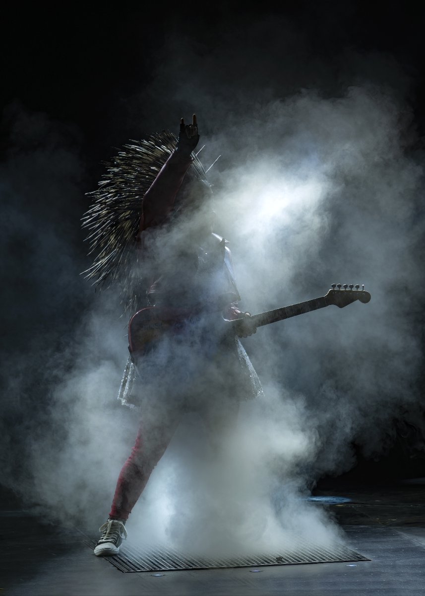 duckc401497's tweet photo. Lost in the raw guitar riffs and soulful vocals of this live indie set—music hitting differently when felt in the room. https://t.co/kwF6PAsYGU