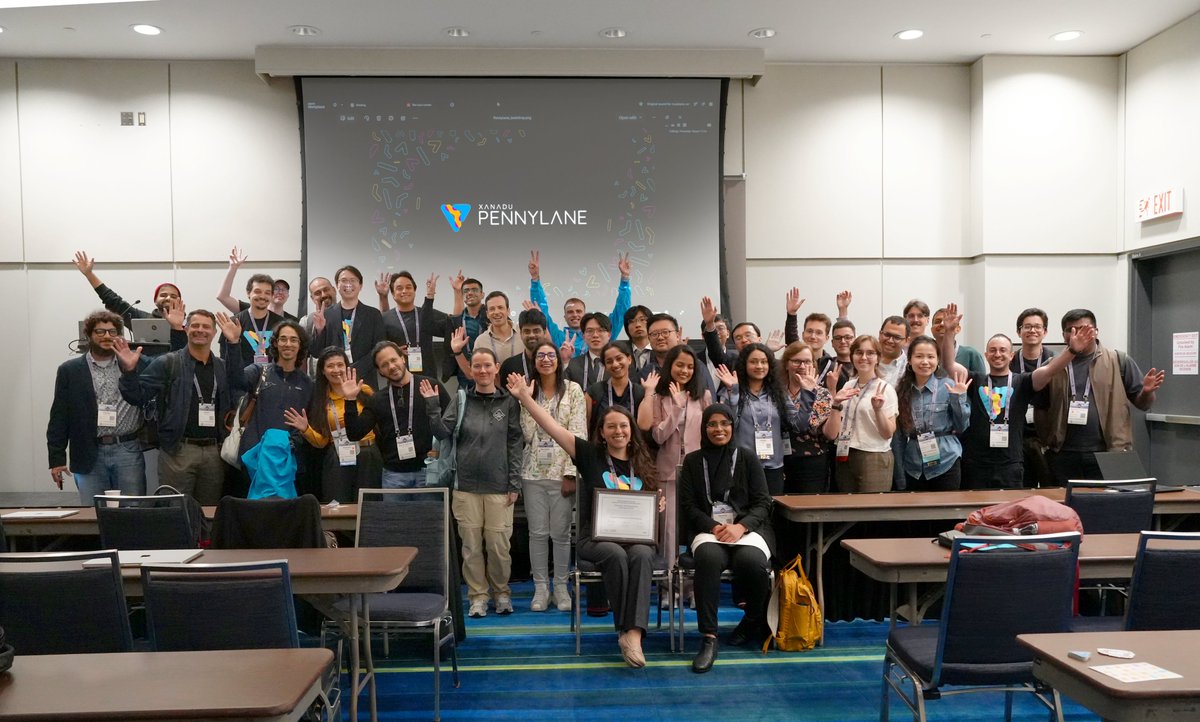 We’re still buzzing from Monday’s PennyLane Tutorial at IEEE Quantum Week (@​IEEEQuantumWeek)! 🐝 Huge thank you to everyone who packed out Room 717A and stuck around for our community group photo. If you snapped a selfie or photo during the session, be sure to