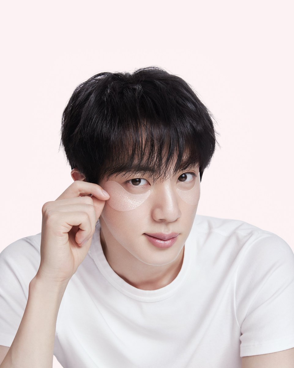 jinnieslamp's tweet photo. LANEIGE US OFFICIAL INSTAGRAM

“The wait is over🪽✨ His AM-to-PM essential. Now yours. NEW! Bouncy & Firm Hydrogel Eye Patches. Powered by microneedling-inspired skincare technology, these cooling hydrogel patches help visibly depuff + refresh tired-looking eyes in just 20 minutes. Jin-approved for whenever your eyes need a quick refresh.

Now available:
→ https://t.co/lbCepxBBSL
→ TikTok Shop

🚨TikTok Shop-Exclusive🚨Get a FREE! Jin Sticker Pack when you purchase Bouncy & Firm Hydrogel Eye Patches.

We’ll be dropping more Jin sticker packs this month. 

Stay tuned to be among the first to get yours 👀”

JIN LANEIGE WORLD SLEEP TOUR
#JinxLaneige #Laneige #Jin @laneige_us