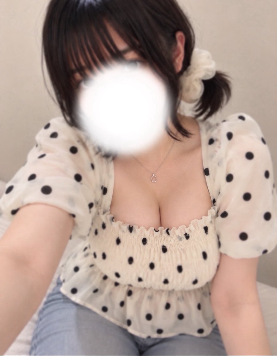 pdbcf's tweet photo. 会える屋さんしてます♡
仲良くしてください🎀

 #ぽっちゃり女子
 #ぽっちゃり女子と繋がりたい 
 #ぽっちゃり好き男子と繋がりたい 
 #デブ専さんと繋がりたい https://t.co/eFCc5b9tFO